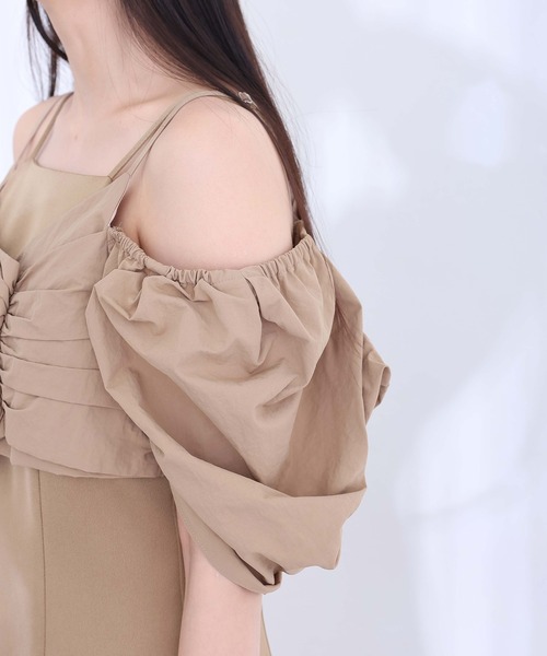 PourVous（プールヴー）の「ミモレ丈&袖あり フォーマル リボンボリューム袖セレモニー 結婚式 二次会 パーティー ドレス オケージョンドレス 同窓会 成人式 グログランパフスリーブオフショル お呼ばれ 謝恩会 20代 30代（ドレス・レディース・ベージュ/チャコール/ブラック・M）」の17枚目の写真