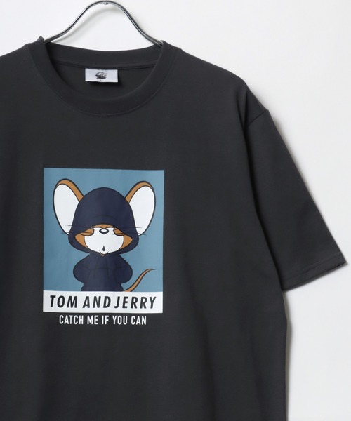 Tom＆Jerry（トムアンドジェリー）の「Tom＆Jerry/トムとジェリー ワンポイント刺繍 キャラクターイラスト フロント バックプリント 半袖Tシャツ レディース メンズ（Tシャツ/カットソー・レディース・グリーン系その他/ベージュ/ブルー系その他/イエロー/ネイビー/ピンク/ホワイト/アッシュグレー/ブラック系その他/ブラック/グレー系その他/ブラック系その他2・M/L/LL）」の5枚目の写真