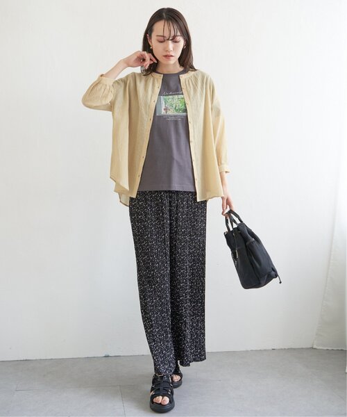 ikka(イッカ)の「コットン楊柳バンドカラーシャツ(シャツ/ブラウス・レディース・オフホワイト/チャコールグレー/ブルー/イエロー・M/L/S)」の7枚目の写真
