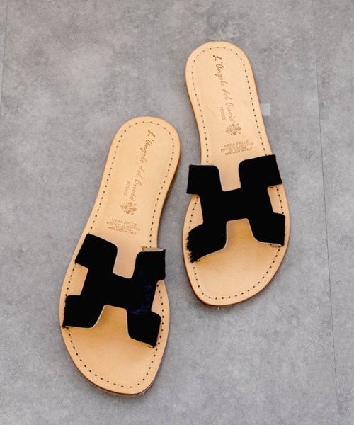 Rivel（リヴェル）の「【L’ ANGOLO DEL CUOIO/ランゴロデルクオイオ】レザーサンダル　フラットサンダル（サンダル・レディース・ブラック×ベージュ/ブラック・38/39/36/37）」の20枚目の写真