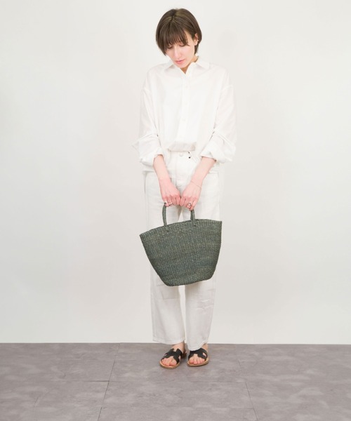 Rivel（リヴェル）の「【L’ ANGOLO DEL CUOIO/ランゴロデルクオイオ】レザーサンダル　フラットサンダル（サンダル・レディース・ブラック×ベージュ/ブラック・38/39/36/37）」の19枚目の写真