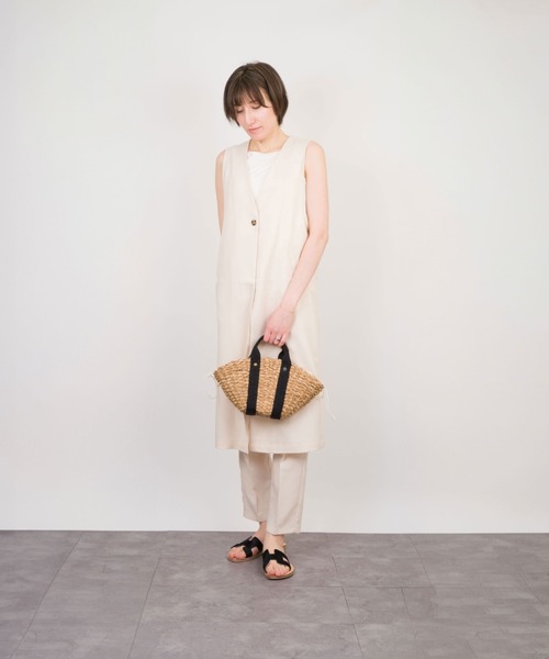 Rivel（リヴェル）の「【L’ ANGOLO DEL CUOIO/ランゴロデルクオイオ】レザーサンダル　フラットサンダル（サンダル・レディース・ブラック×ベージュ/ブラック・38/39/36/37）」の11枚目の写真