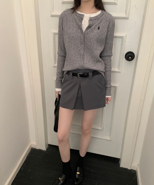 gossip！ロサンゼルス（ゴシップロサンゼルス）の「フェミニン　モードショートキュロットスカート（その他パンツ・レディース・グレー/ブラック/ホワイト・M/S）」の16枚目の写真