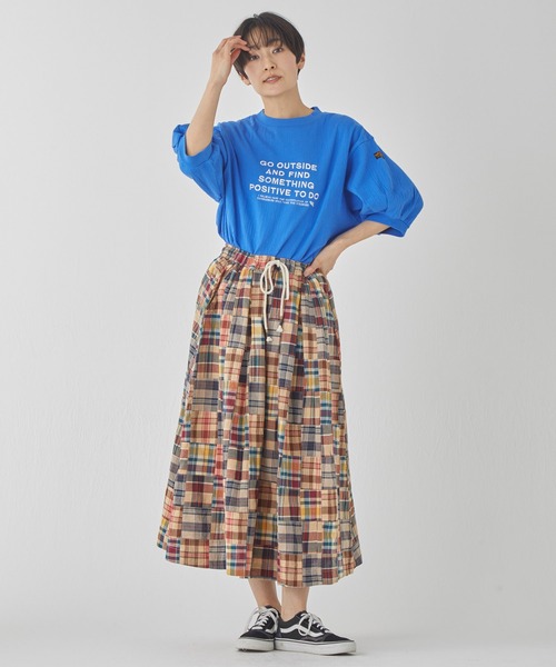 KRIFF MAYER Lady's Collection（クリフメイヤーレディースコレクション）の「【綿100%】マドラスパッチワークスカート（スカート・レディース・オフホワイト/ネイビー/サンドベージュ・MEDIUM/LARGE）」の12枚目の写真