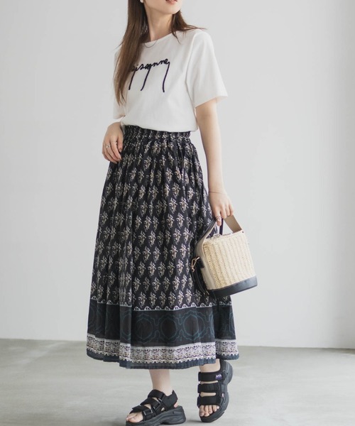 Howdy Marie(ハウディ―マリー)の「Howdy Marie インドファブリック 綿ボイル総柄ロングスカート(スカート・レディース・グレー系その他/ブラック系その他2/ブラック系その他/ブラック系その他3・M/L)」の13枚目の写真