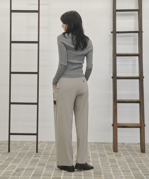 Lutim by u(ルチバイユー)の「Tight rib polo knit / タイトリブポロニット(ニット/セーター・レディース・ブルー/チャコールグレー/グレー/ナチュラル/イエロー・FREE)」の18枚目の写真