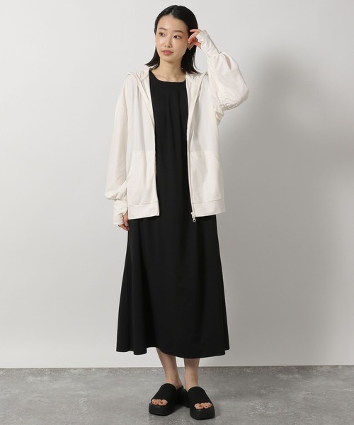 LAKOLE(ラコレ)の「【多機能ウェア】ラッシュガードフードパーカー / 291767(ラッシュガード・レディース・モカ/オフホワイト/チャコールグレー・FREE)」の11枚目の写真