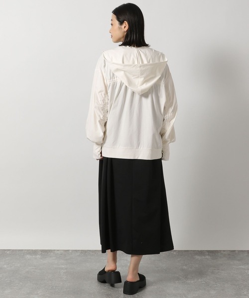 LAKOLE(ラコレ)の「【多機能ウェア】ラッシュガードフードパーカー / 291767(ラッシュガード・レディース・モカ/オフホワイト/チャコールグレー・FREE)」の13枚目の写真