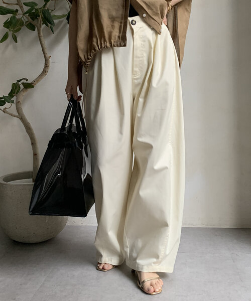 DouDou（ドゥドゥ）の「【WEB限定】カーブチノパン（その他パンツ・レディース・オフホワイト/キャメル・FREE）」の8枚目の写真