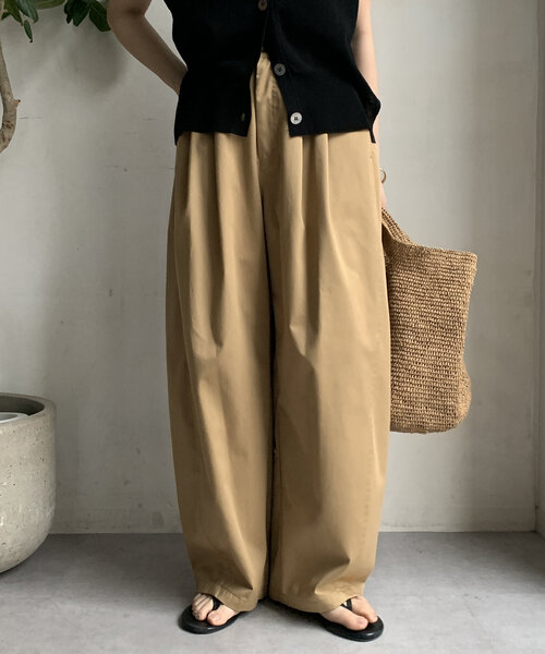 DouDou（ドゥドゥ）の「【WEB限定】カーブチノパン（その他パンツ・レディース・オフホワイト/キャメル・FREE）」の17枚目の写真