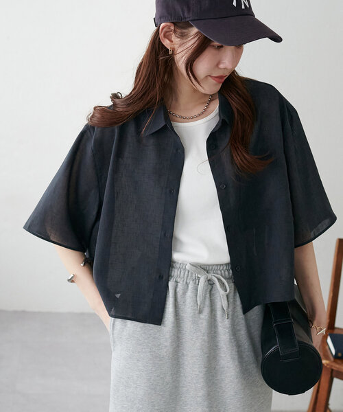 SAYAKADAVIS シアークロップドシャツ　ブラック　半袖　麻　ブラウス　黒 ADAM ET ROPÉ FEMME(アダム エ ロペ ファム) / TWシアートロクロップド