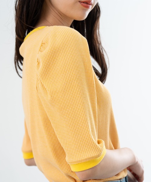 SABUROKU(サブロク)の「【SABUROKU】着るだけで 華奢魅せ ギャザースリーブ 半袖 プルオーバー(Tシャツ/カットソー・レディース・イエロー/ブルー・M)」の21枚目の写真