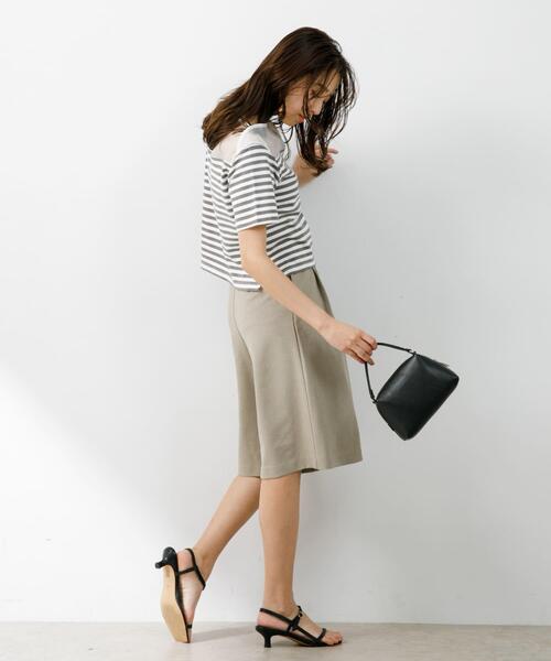 F by ROSSO(エフバイロッソ)の「『UR TECH DRYLUXE』F by ROSSO タックハーフパンツ(その他パンツ・レディース・ブラック/モカ/ベージュ・36/38)」の8枚目の写真