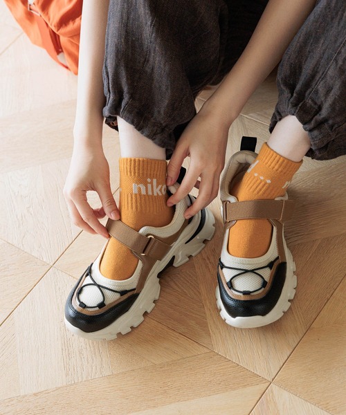 niko　 niko and… スニーカー オリジナルフラップ付きスニーカー レディース