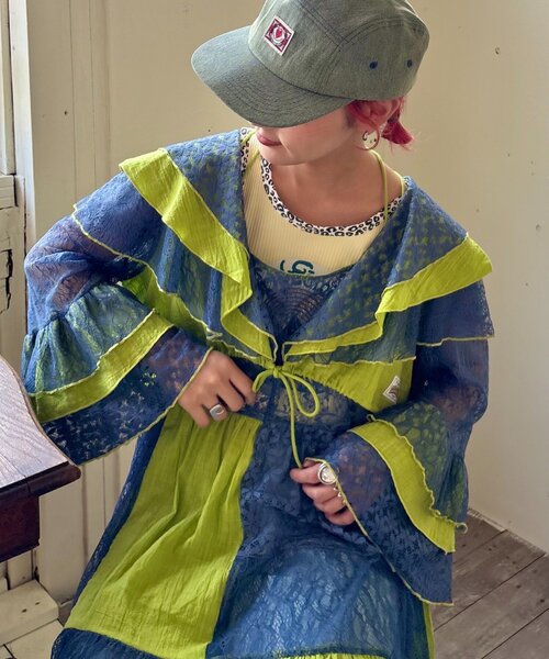 HELLO.SANFRANCISCO(ハローサンフランシスコ)の「【HELLO.SANFRANCISCO】パッチワークレース2WAYボレロブラウス(シャツ/ブラウス・レディース・オレンジ/グリーン・ONE SIZE)」の2枚目の写真
