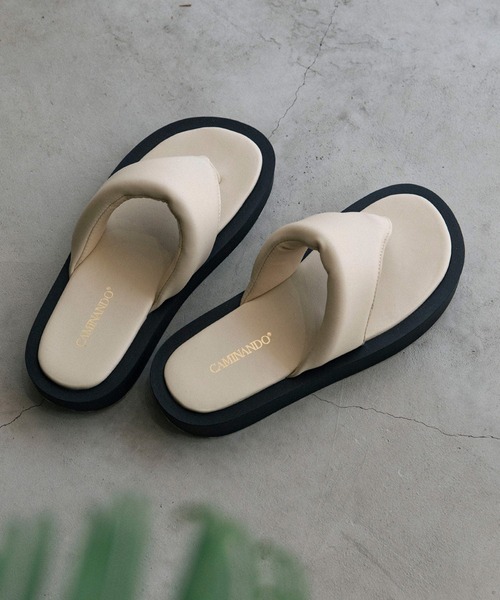 CAMINANDO（カミナンド）の「CAMINANDO W PADDED THONG DANDALS 2523W（サンダル・レディース・ブラック/ホワイト・23㎝/25㎝/24㎝）」の7枚目の写真