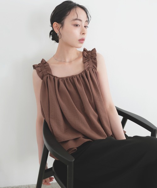 LIAN（リアン）の「フリルギャザーデザイントップス（キャミソール・レディース・ブラック/ブラウン/アイボリー・FREE）」の16枚目の写真