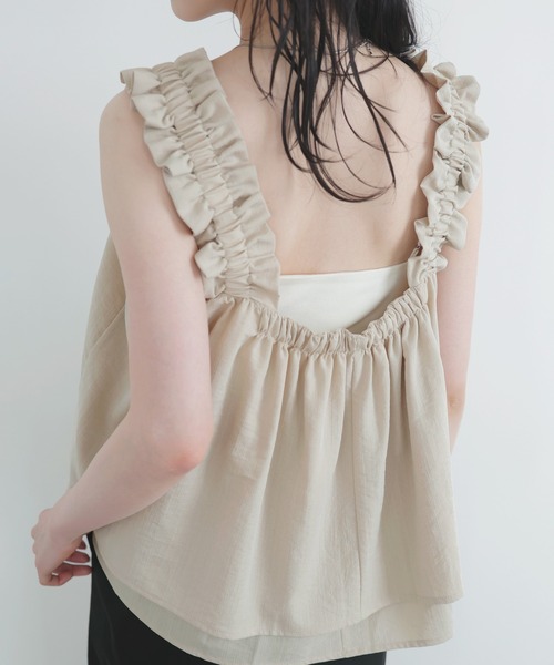 LIAN（リアン）の「フリルギャザーデザイントップス（キャミソール・レディース・ブラック/ブラウン/アイボリー・FREE）」の11枚目の写真