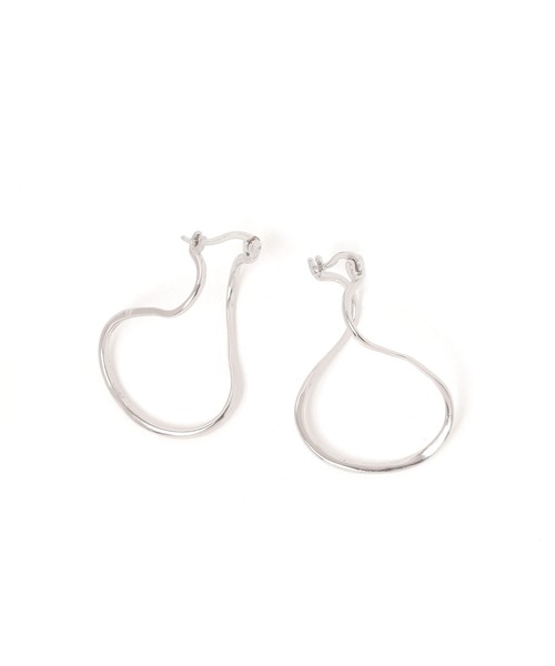 LEPSIM(レプシィム)の「ステンレスツイストピアス 490881(ピアス(両耳用)・レディース・ゴールド/シルバー・ONE SIZE)」の3枚目の写真