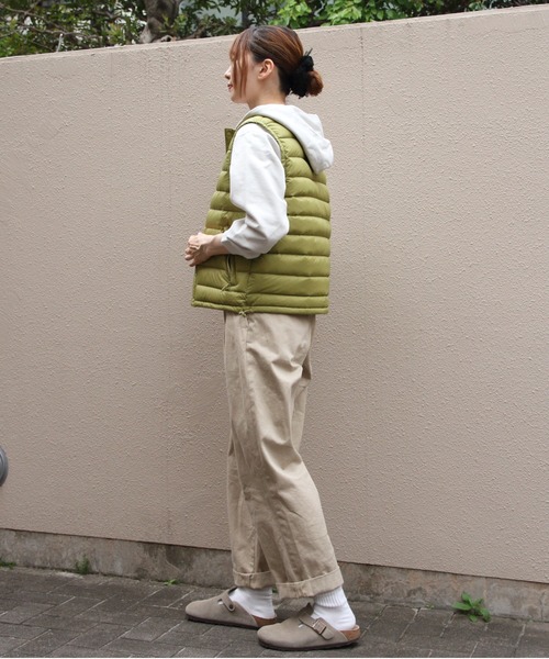 DANTON(ダントン)の「DANTON/ダントン インナーダウンクルーネックベスト INNERDOWN CREWNECK VEST DT-A0002 RRT(ダウンベスト・レディース・スモークピンク/ブラック/ナチュラル/ライム・M/S)」の19枚目の写真