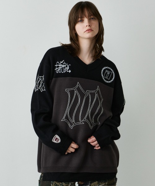 AIVER（アイバー）の「AIVER　フットボールオーバーニット（ニット/セーター・メンズ・ブラック/ダークグレー/グレー・LARGE/MEDIUM/SMALL）」の8枚目の写真