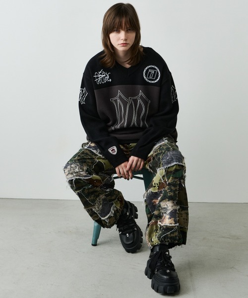 AIVER（アイバー）の「AIVER　フットボールオーバーニット（ニット/セーター・メンズ・ブラック/ダークグレー/グレー・LARGE/MEDIUM/SMALL）」の13枚目の写真