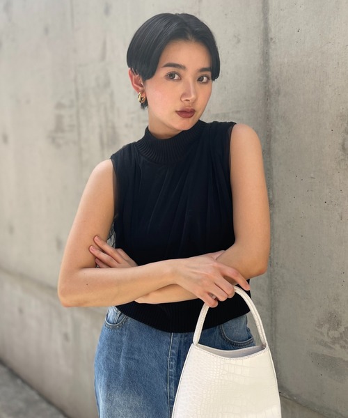 HONEY MI HONEY(ハニーミーハニー)の「over tulle no sleeve knit(ニット/セーター・レディース・オフホワイト/サックスブルー/ブラック/ピンク・FREE)」の15枚目の写真