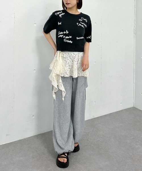 archives(アルシーヴ)の「メニ―ロゴ刺繍ニット(ニット/セーター・レディース・チャコールグレー/ブルー/アイボリー・MEDIUM)」の9枚目の写真