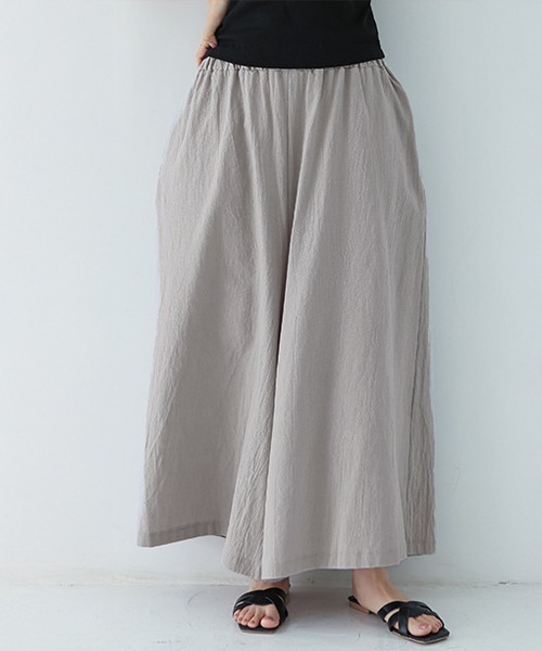 Miniministore(ミニミニストア)の「リラックスワイドパンツ キュロットパンツ(チノパンツ・レディース・ブラック/カーキ/ブルーグリーン/ブルー/ライトグレー/ベージュ/ラベンダー/オレンジ/ミント/ネイビー/ダークグレー/レッド・FREE)」の1枚目の写真