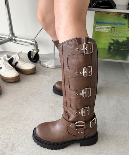 WEGO（ウィゴー）の「WEGO/ハトメベルトロングブーツ（ブーツ・レディース・ブラウン/ブラック・SMALL/LARGE/MEDIUM）」の15枚目の写真