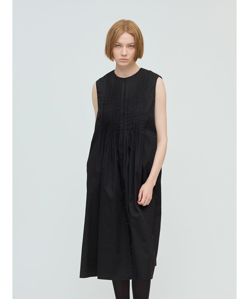 mizuiroind（ミズイロインド）の「mizuiro ind クルーネックピンタックワンピース（ワンピース・レディース・ブルー/ブラック/チャコールグレー・FREE）」の9枚目の写真