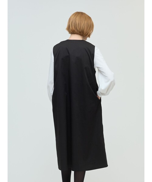 mizuiroind（ミズイロインド）の「mizuiro ind クルーネックピンタックワンピース（ワンピース・レディース・ブルー/ブラック/チャコールグレー・FREE）」の18枚目の写真