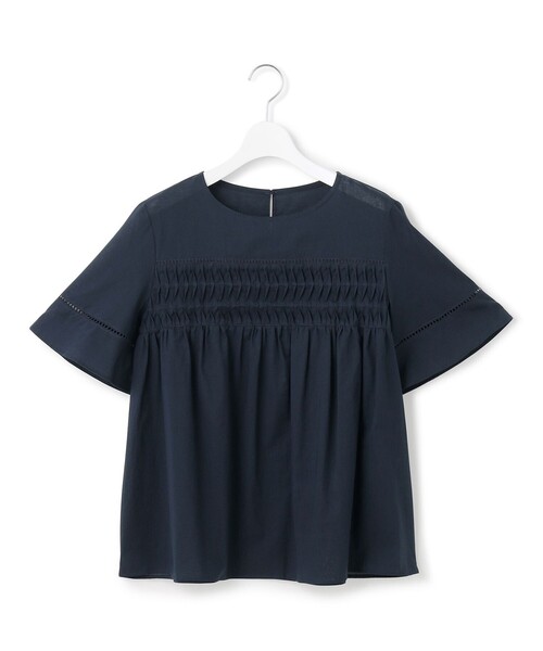 23区 L(ニジュウサンクオオキイサイズ)の「【WEB&一部店舗限定】コットンローン ピンタック フレア ブラウス(シャツ/ブラウス・レディース・スカイブルー系/黄土色系/ブラック系/ネイビー系・44/46/48)」の17枚目の写真