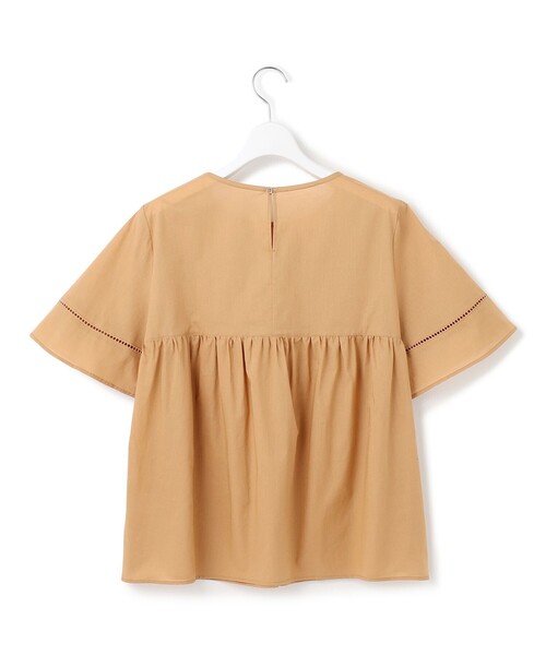 23区 L(ニジュウサンクオオキイサイズ)の「【WEB&一部店舗限定】コットンローン ピンタック フレア ブラウス(シャツ/ブラウス・レディース・スカイブルー系/黄土色系/ブラック系/ネイビー系・44/46/48)」の20枚目の写真