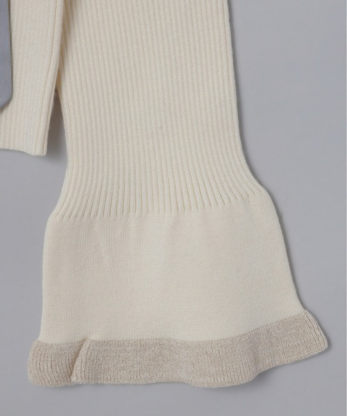 Olu.（オルドット）の「ショルダーリボンフレアスリーブニット（ニット/セーター・レディース・アイボリー/ブラック/ボルドー・FREE）」の8枚目の写真