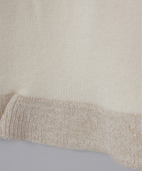 Olu.（オルドット）の「ショルダーリボンフレアスリーブニット（ニット/セーター・レディース・アイボリー/ブラック/ボルドー・FREE）」の9枚目の写真