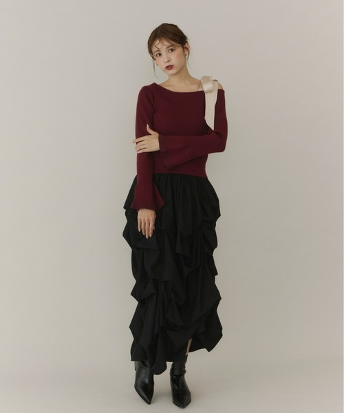 Olu.（オルドット）の「ショルダーリボンフレアスリーブニット（ニット/セーター・レディース・アイボリー/ブラック/ボルドー・FREE）」の16枚目の写真