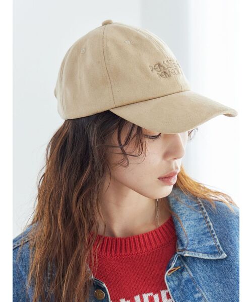 Ungrid(アングリッド)の「フェイクスウェードロゴキャップ(キャップ・レディース・ベージュ/ブラウン・FREE)」の8枚目の写真