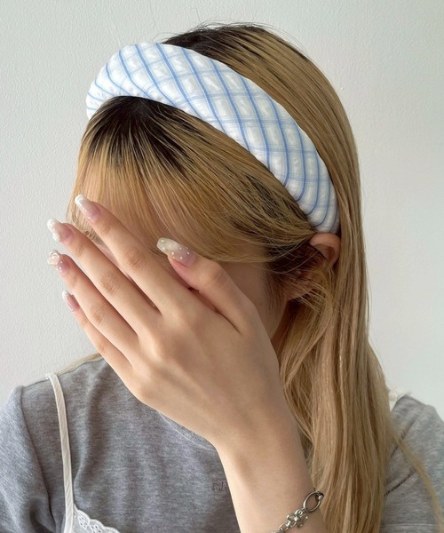 WEGO（ウィゴー）の「WEGO/アソートデザインカチューシャ（カチューシャ・レディース・ブルー/サックスブルー/ダークグレー/ホワイト・FREE）」の2枚目の写真