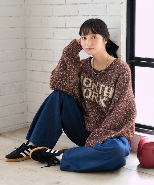 セール】メランジ Vネックロゴニット【限定展開】（ニット/セーター