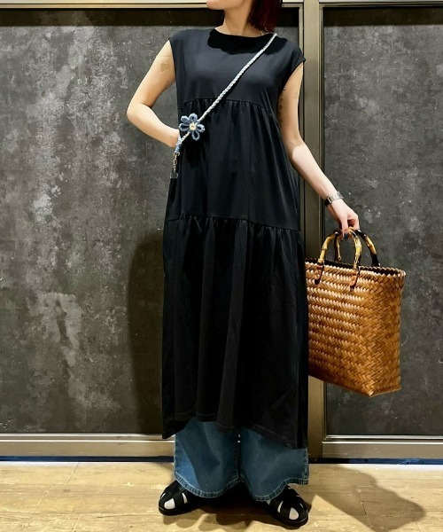 Right-on（ライトオン）の「【HONEYSUCKLE ROSE】接触冷感ティアードワンピース（ワンピース・レディース・レッド/ブラック・L/M）」の22枚目の写真