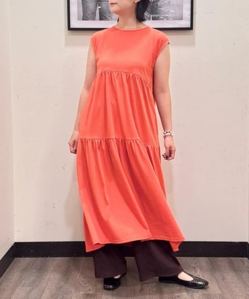 Right-on（ライトオン）の「【HONEYSUCKLE ROSE】接触冷感ティアードワンピース（ワンピース・レディース・レッド/ブラック・L/M）」の14枚目の写真