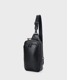 ①COACH ブラック ボディバッグ②TAKEO KIKUCHI ウエストポーチ TAKEO KIKUCHI｜タケオキクチのボディバッグ/ウエストポーチ（ブラック