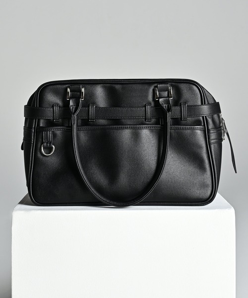 welise（ウェライズ）の「welise×犬飼京 -ephemeral-　アーティフィシャルPUレザー モードギミックスクールバッグ（ショルダーバッグ・メンズ・ブラック・FREE）」の4枚目の写真