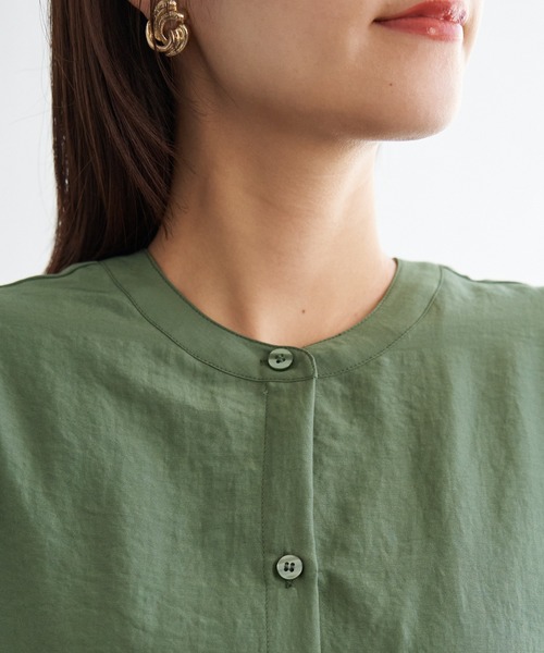 ikka(イッカ)の「【親子コーデ】マルチWAYバンドカラーシャツ(シャツ/ブラウス・レディース・オフホワイト/チャコールグレー/ブルー/グリーン/オレンジ/ダークベージュ・M/L/S)」の17枚目の写真