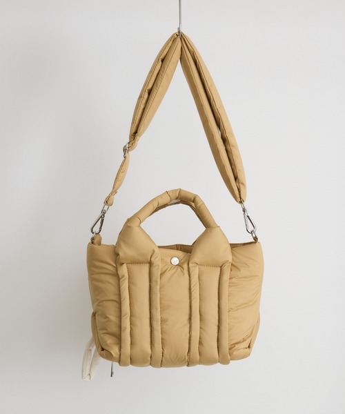 KATHARINE ROSS（キャサリンロス）の「【KATHARINE ROSS】【Breath TOPKAPI】パフィング2wayミニトートバッグ チャーム付（トートバッグ・レディース・ブラック/ベージュ・MEDIUM）」の12枚目の写真