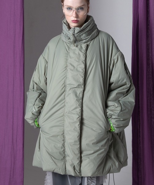 AULA AILA(アウラアイラ)の「リバーシブルモンスターコート(ダウンジャケット/コート・レディース・グレー/カーキ/ブラック・0)」の21枚目の写真