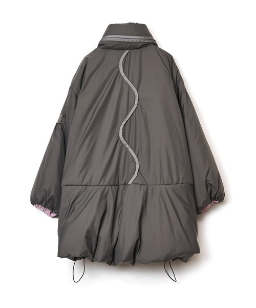 AULA AILA(アウラアイラ)の「リバーシブルモンスターコート(ダウンジャケット/コート・レディース・グレー/カーキ/ブラック・0)」の12枚目の写真