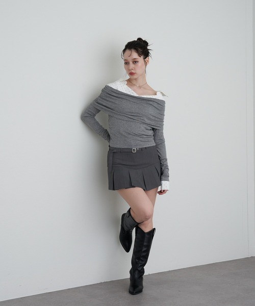 RAY CASSIN（レイカズン）の「襟シャツレイヤードオフショル（Tシャツ/カットソー・レディース・ブラック系その他2/グレー系その他2/チャコールグレー・FREE）」の16枚目の写真