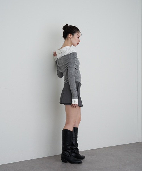 RAY CASSIN（レイカズン）の「襟シャツレイヤードオフショル（Tシャツ/カットソー・レディース・ブラック系その他2/グレー系その他2/チャコールグレー・FREE）」の17枚目の写真